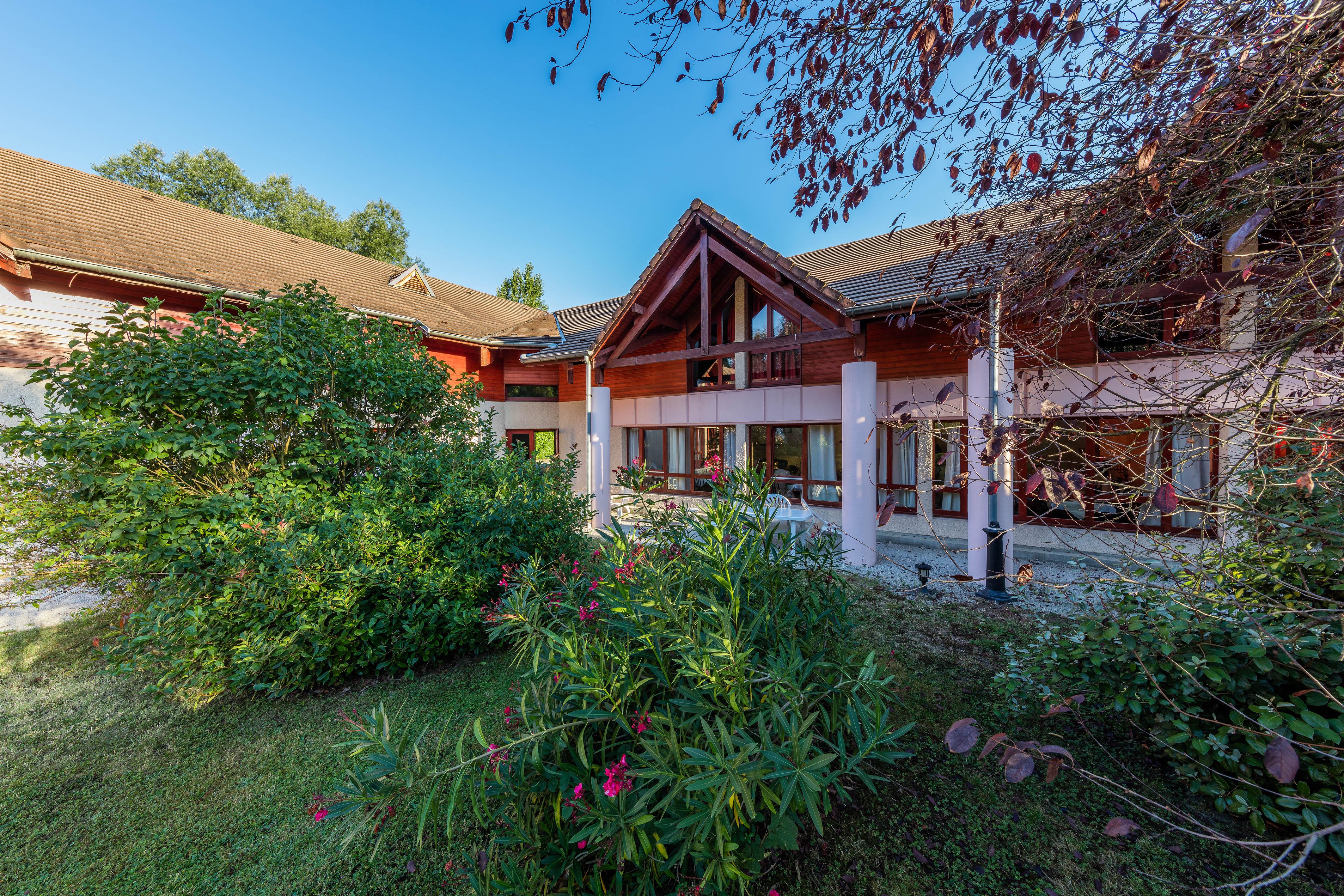 Hotel Noemys Viviers-du-lac Extérieur photo